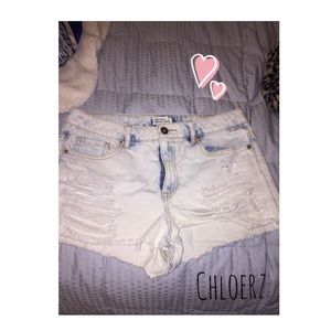 Cute forever 21 jean shorts 🌼